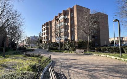 Vista exterior de Pis en venda en Leganés amb Terrassa