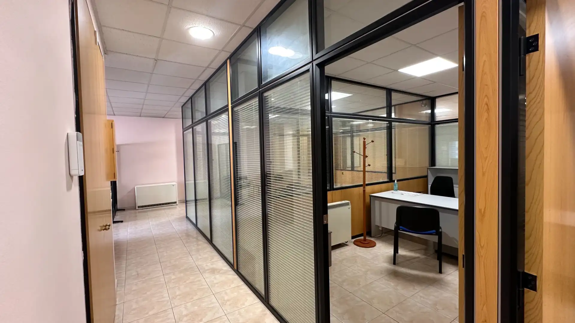 Business premises to rent in Carrer Mossèn Gelabert 9, imagen 17