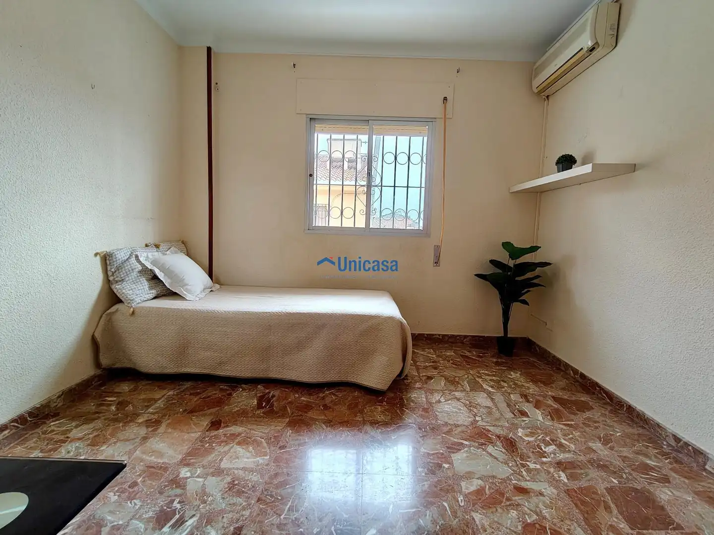 Bedroom of Flat for sale in Málaga  with Air Conditioner, Terrace and Furnished
