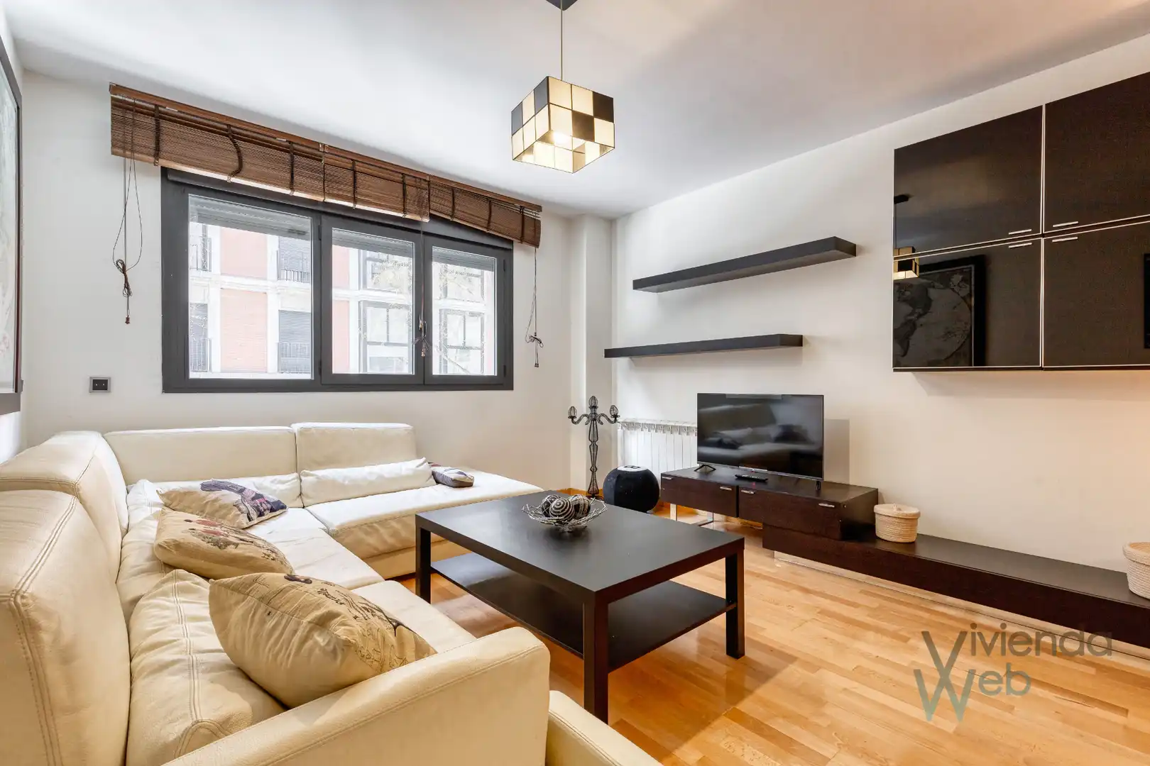 Wohnzimmer von Wohnung zum Verkauf in Madrid mit Klimaanlage, Heizung und Privatgarten