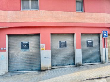 Local comercial en venta en Eixample - Horta Capallera