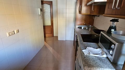 Foto 4 de Piso en venta en Avenida Oviedo, San Martín del Rey Aurelio, Asturias