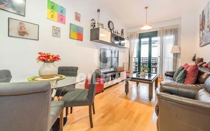 Living room of Flat for sale in  Madrid Capital  with Air Conditioner, Heating and Terrace