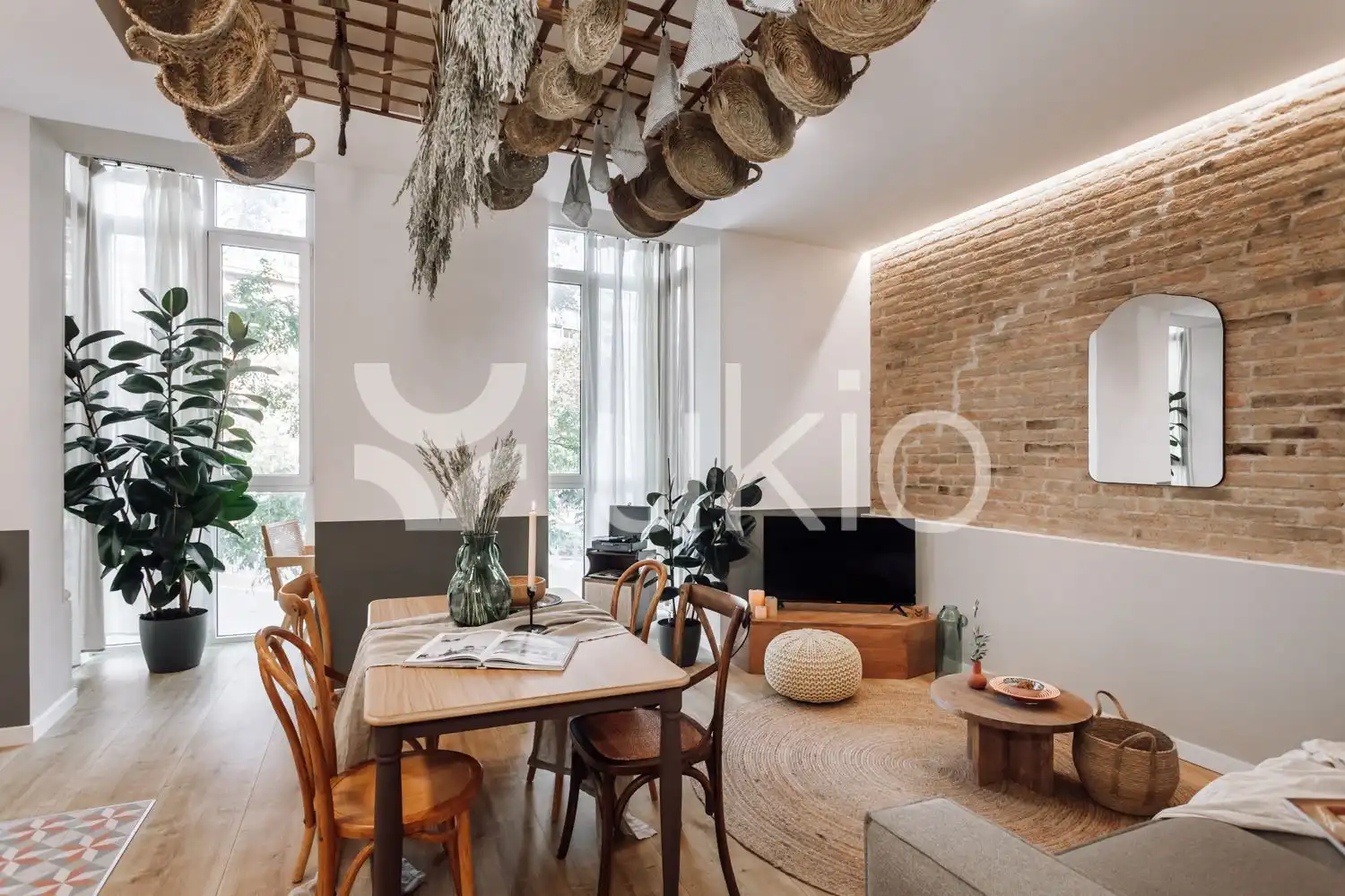 Appartement compact avec terrasse à louer à Carrer de Tamarit