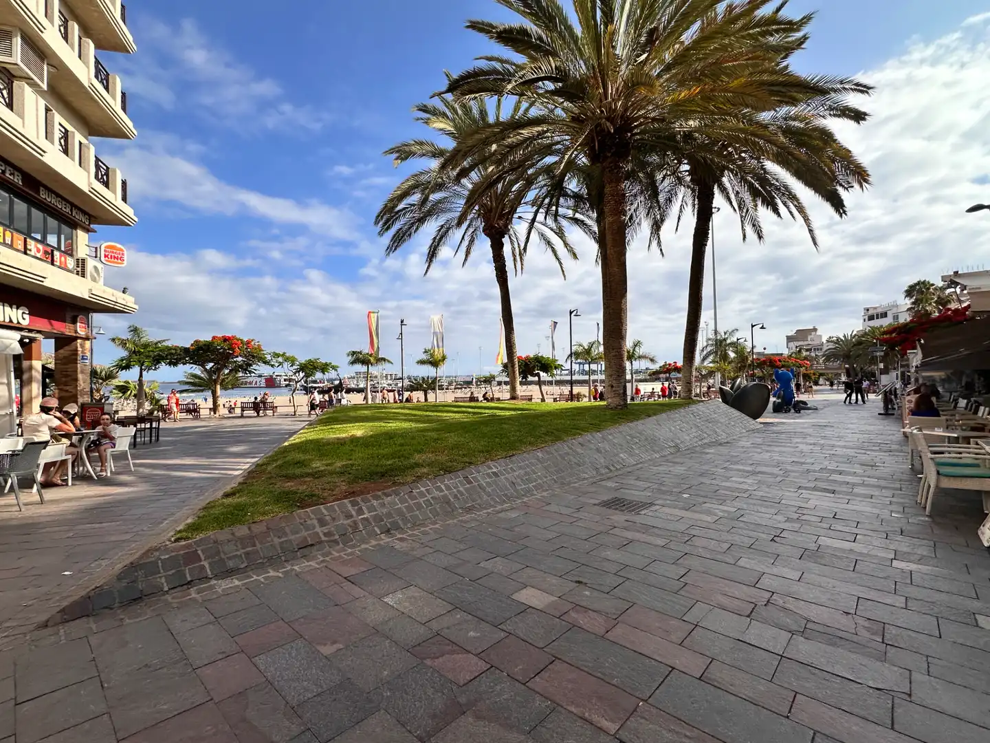 Vista exterior de Piso en venta en Arona con Calefacción, Amueblado y Lavadora