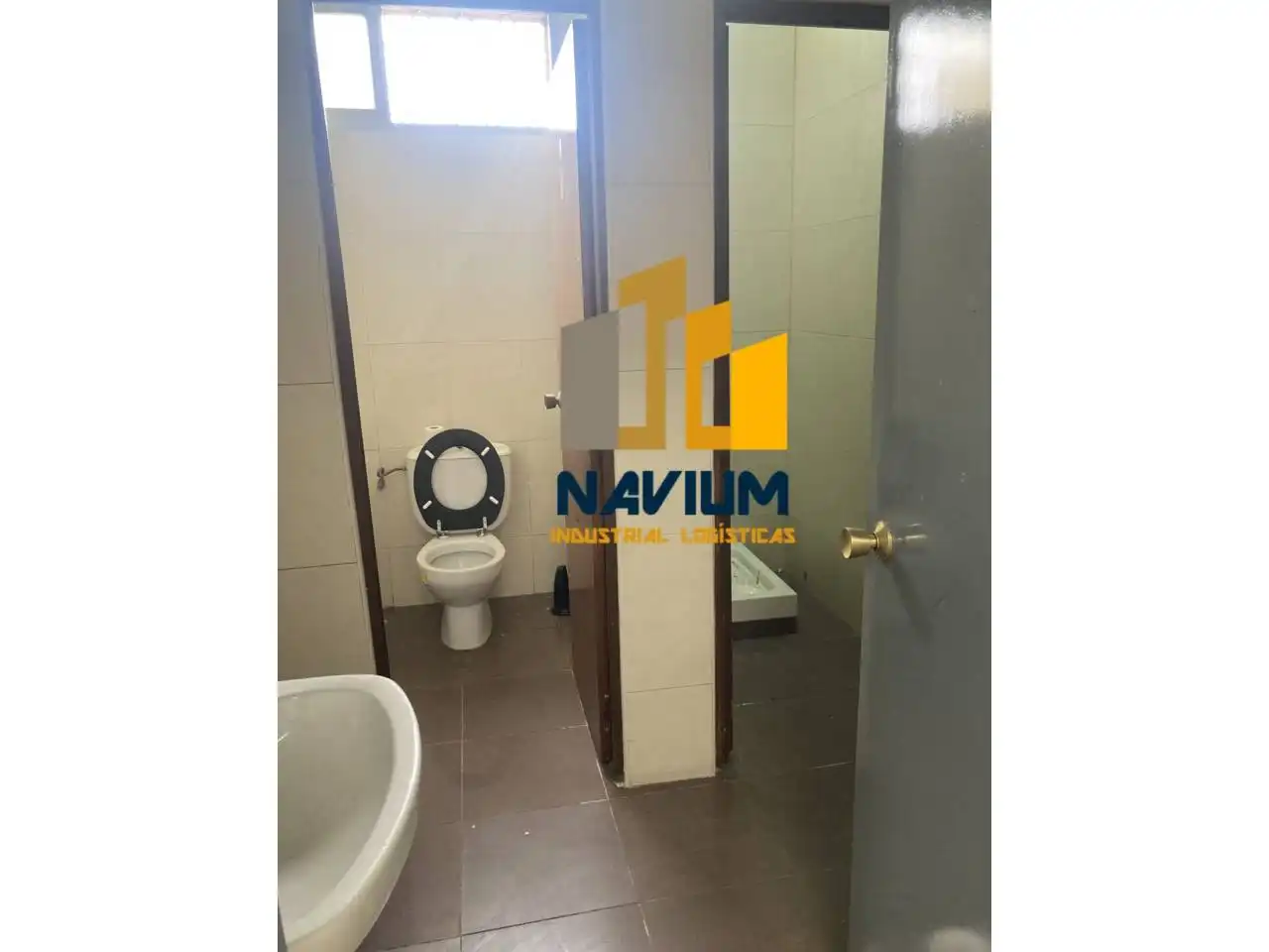 Industrial building to rent in Barrio de la Estación, imagen 8