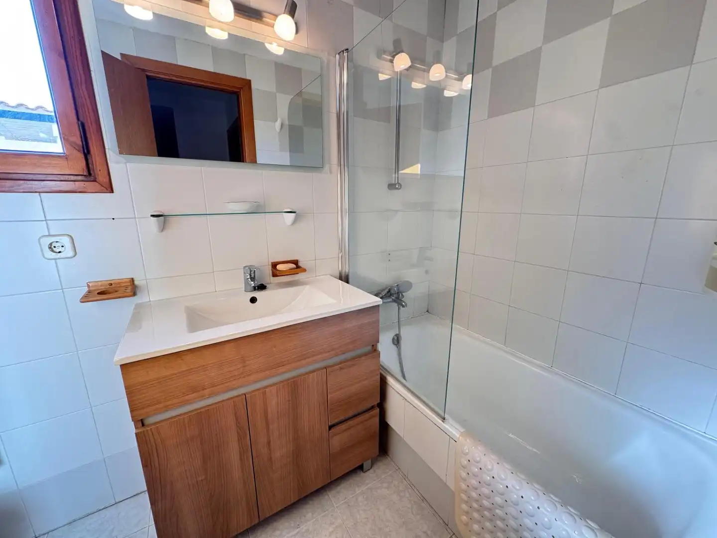 Baño de Casa o chalet en venta en Sant Feliu de Buixalleu con Calefacción, Jardín privado y Terraza