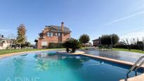 Swimming pool of House or chalet for sale in Palau-solità i Plegamans  with Air Conditioner, Heating and Private garden