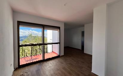 Living room of Planta baja for sale in Benaocaz  with Balcony