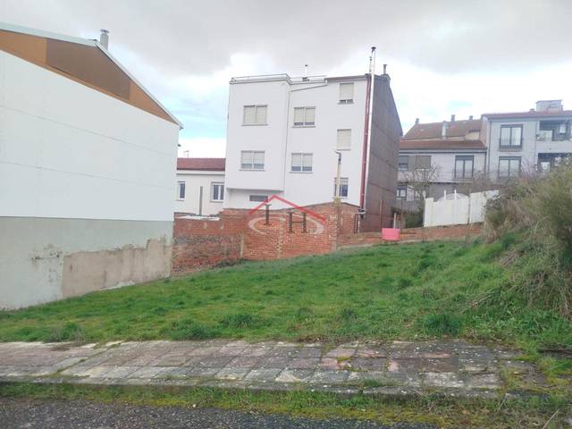 Terreno residencial en Venta en CALLE LAS VIDES en Villabalter