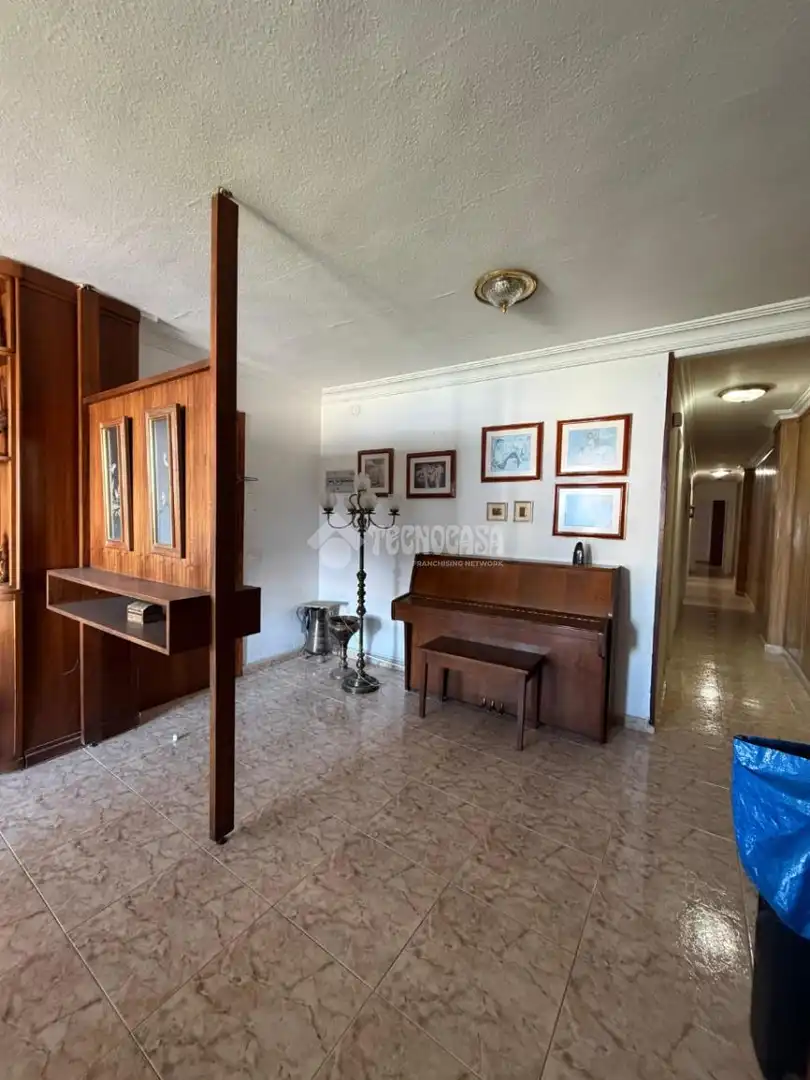 Sala d'estar de Pis en venda en Santa Cruz de Tenerife amb Balcó