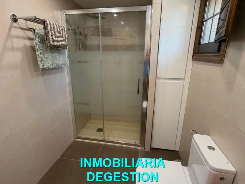 Bathroom of Detached homes for sale in Linares  with Air Conditioner, Heating and Swimming Pool