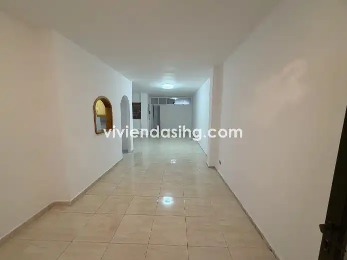 Local comercial en venta en Calle la Longuera, imagen 2