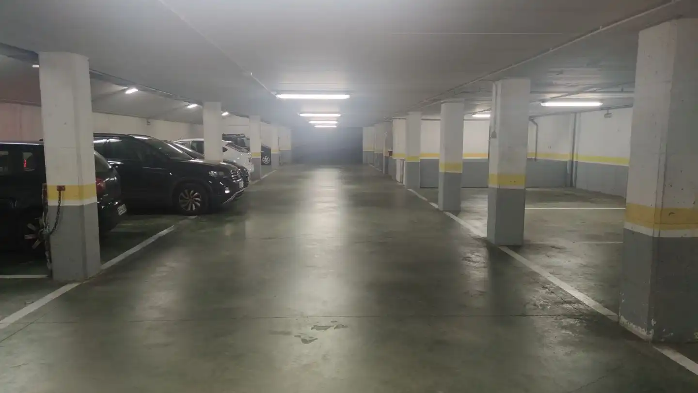 Aparcament en venda a Avenida de Cantabria, imagen 3