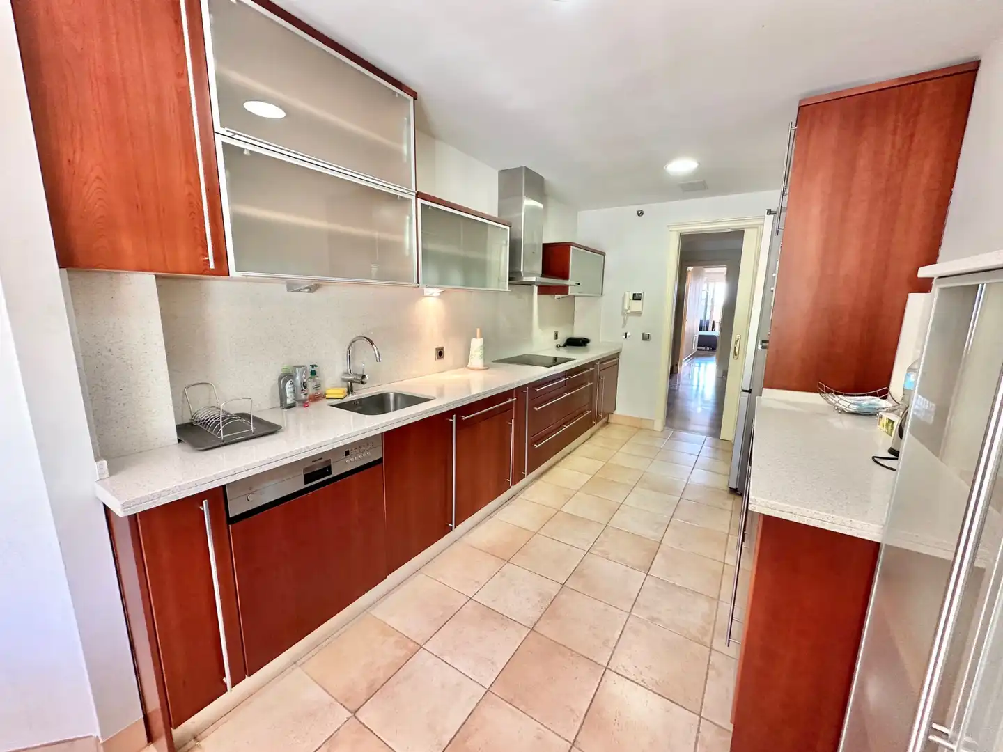 Apartamento con piscina en venta en Milla de Oro, imagen 13