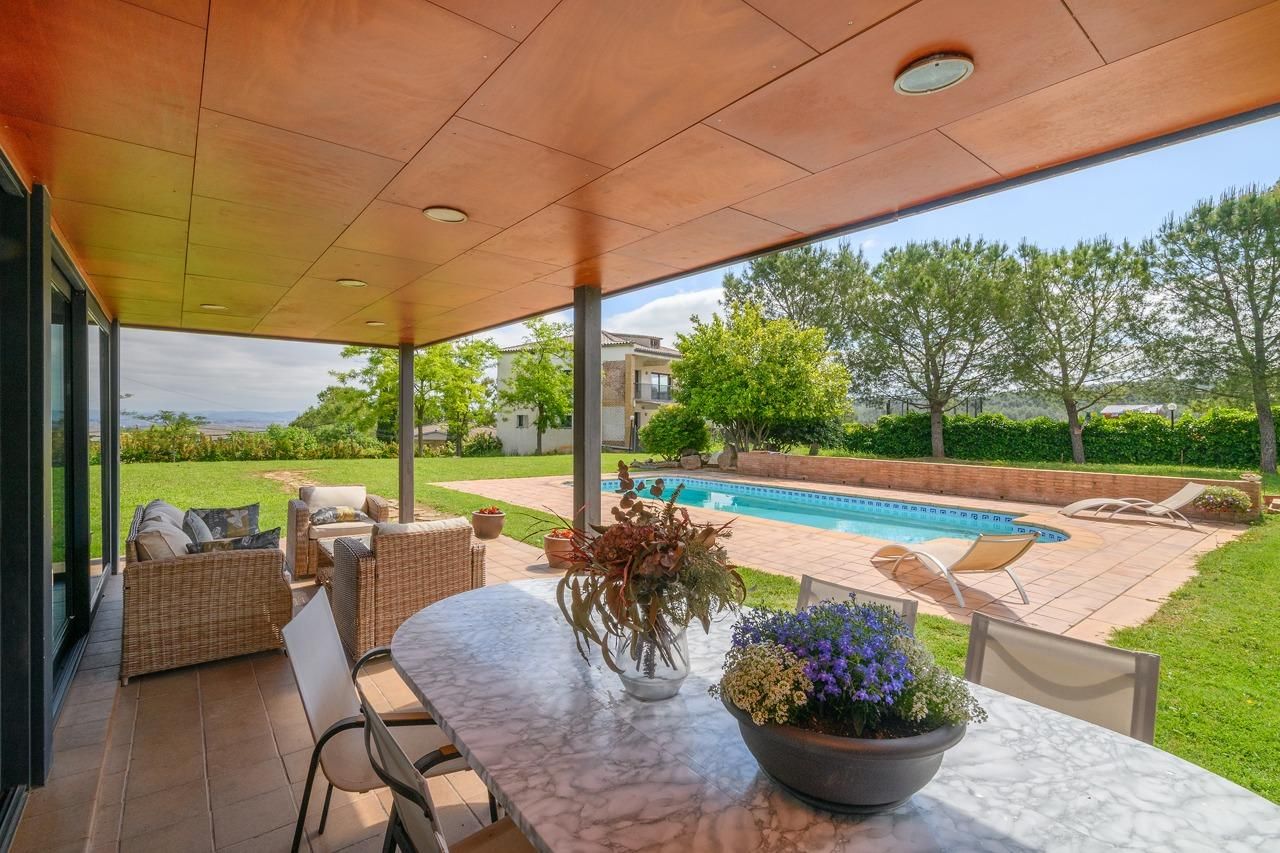 Terrassa de Casa o xalet en venda en Sant Salvador de Guardiola amb Aire condicionat, Calefacció i Jardí privat