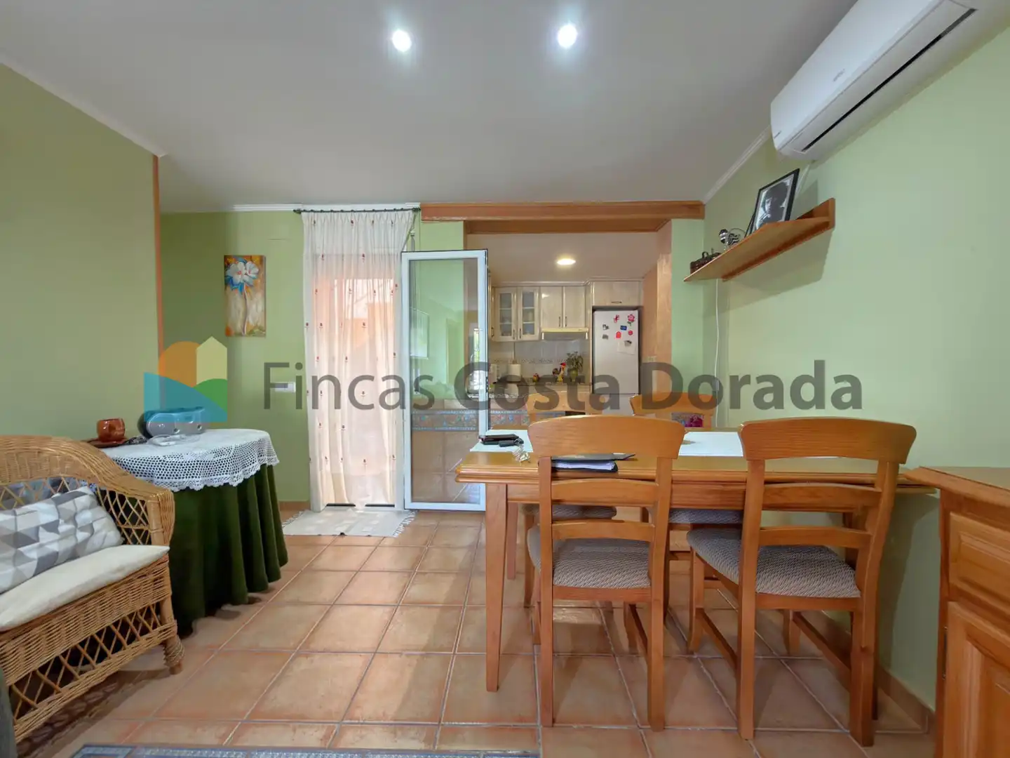 Menjador de Casa o xalet en venda en Cubelles amb Aire condicionat, Jardí privat i Terrassa