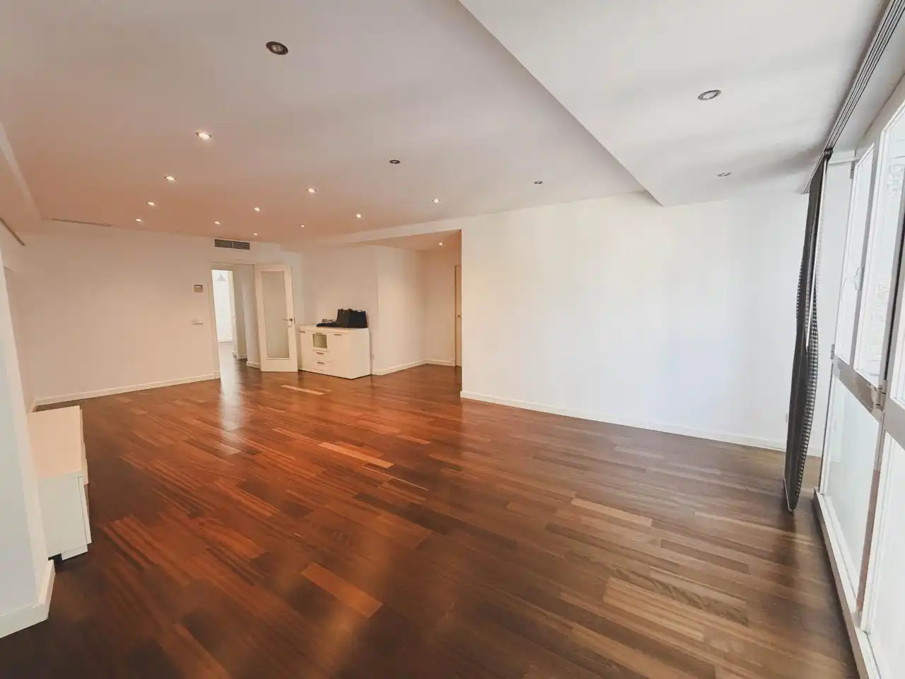 Sala de estar de Piso en venta en Cádiz con Aire acondicionado, Calefacción y Parquet