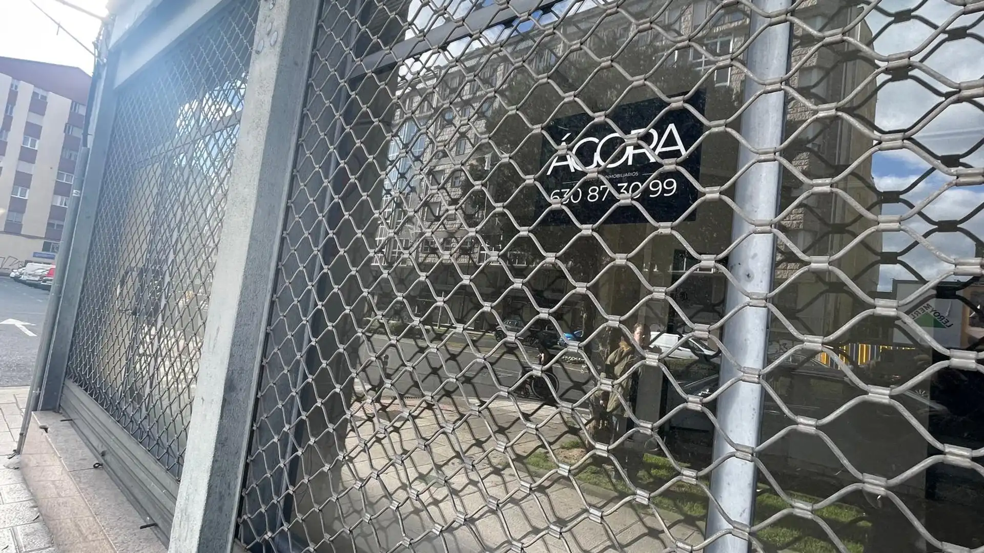 Local en venta en Avenida das Américas, Residencia - Abella