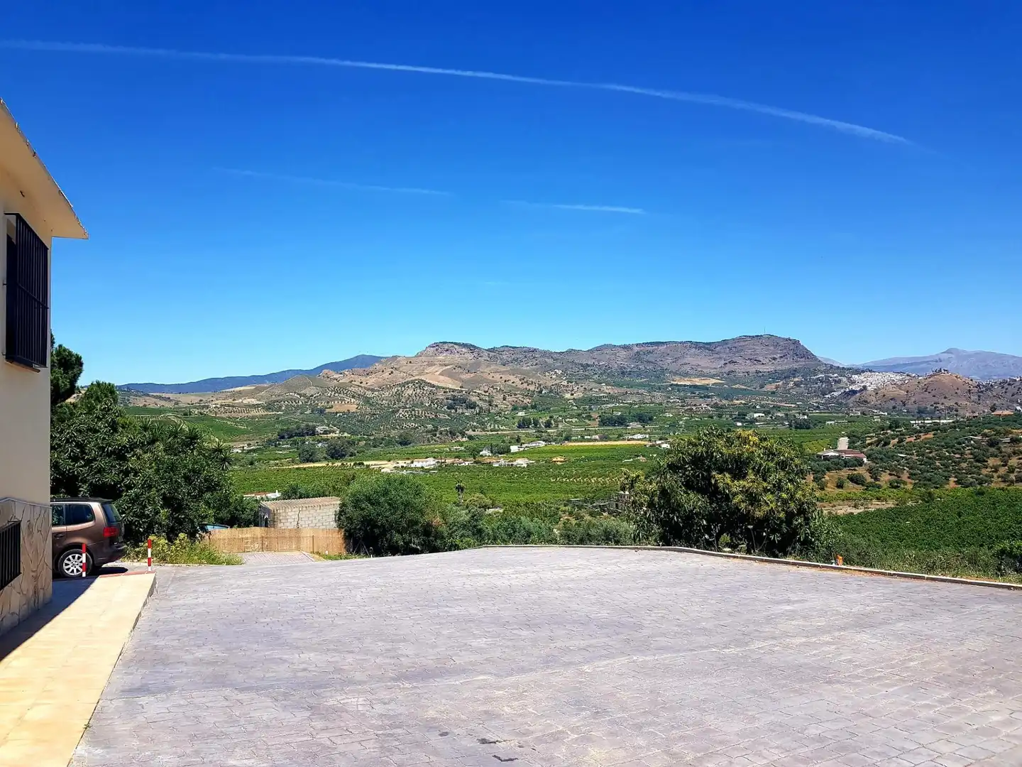 Vista exterior de Casa o xalet en venda en Pizarra amb Aire condicionat, Calefacció i Jardí privat