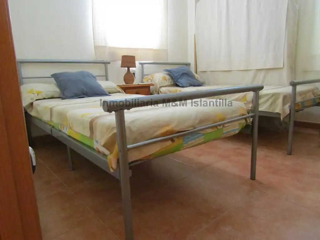 Habitación de Piso en venta en Isla Cristina con Aire acondicionado, Terraza y Amueblado