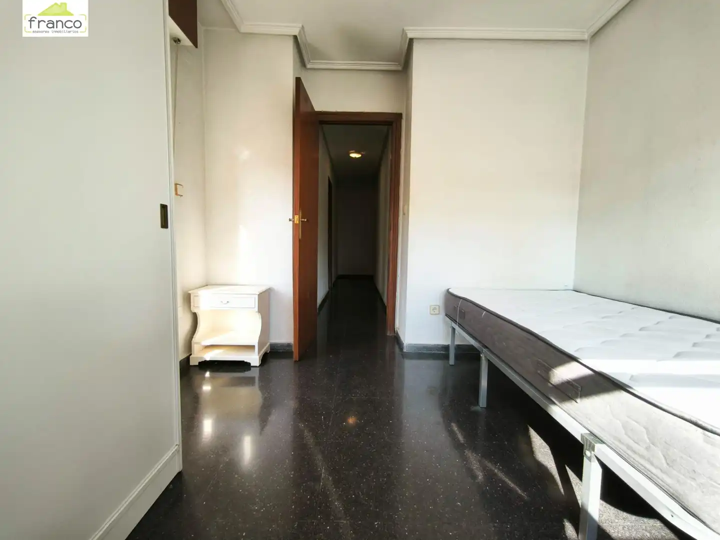 Habitación de Piso en venta en Murcia con Amueblado