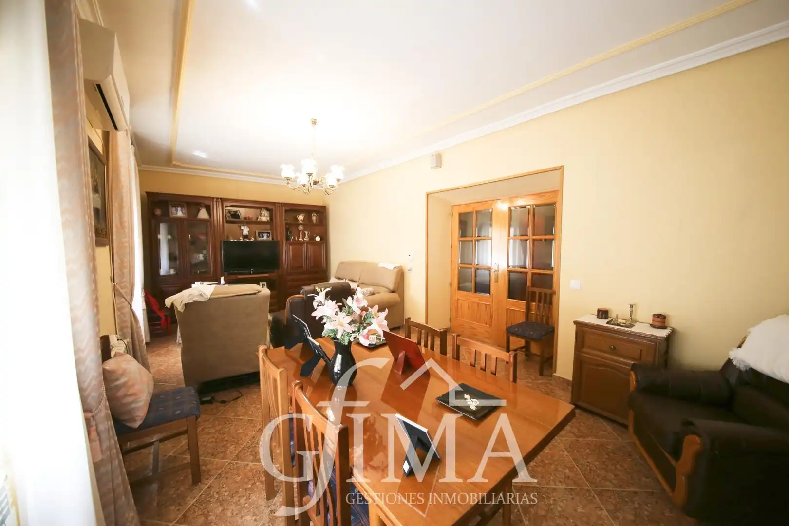 Living room of Houses for sale in Tomelloso  with Air Conditioner, Heating and Terrace