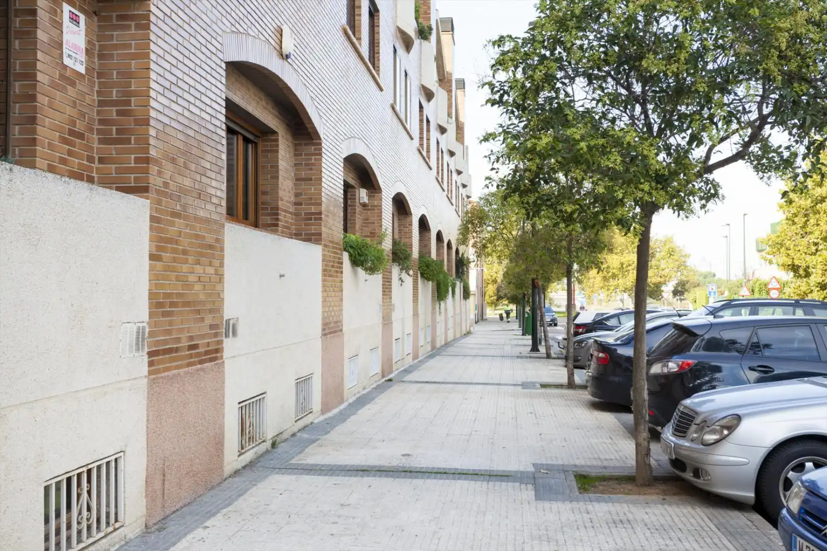 Exterior view of Detached homes for sale in Zaragoza  with Terrace, Storage room and Swimming Pool