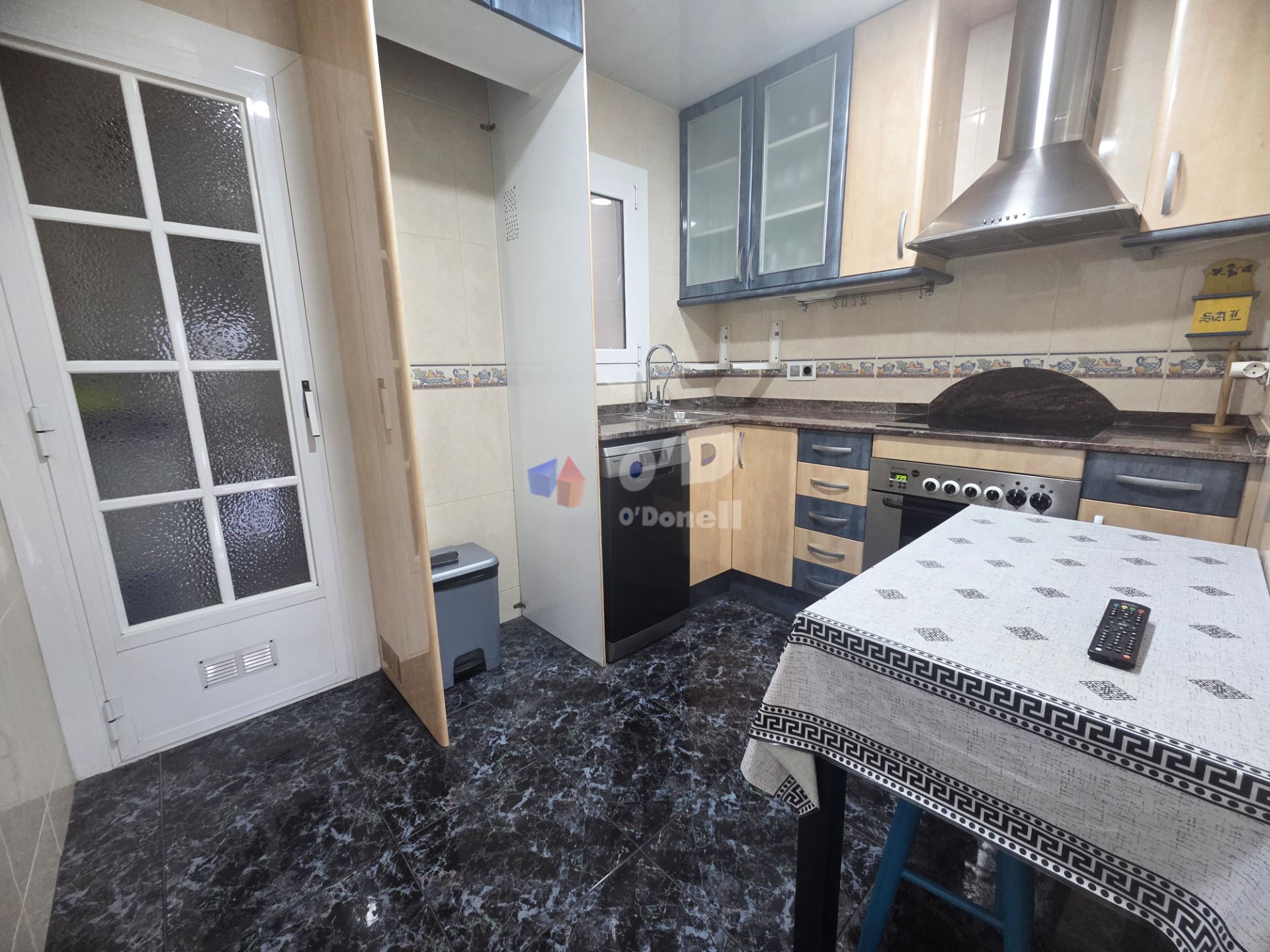 Kitchen of Flat for sale in Sant Boi de Llobregat  with Air Conditioner, Heating and Balcony