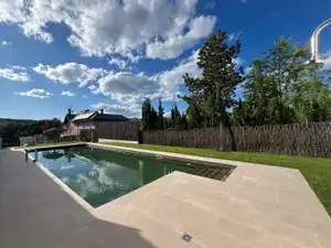 Piscina de Casa o chalet en venta en Torrelodones con Aire acondicionado, Calefacción y Jardín privado