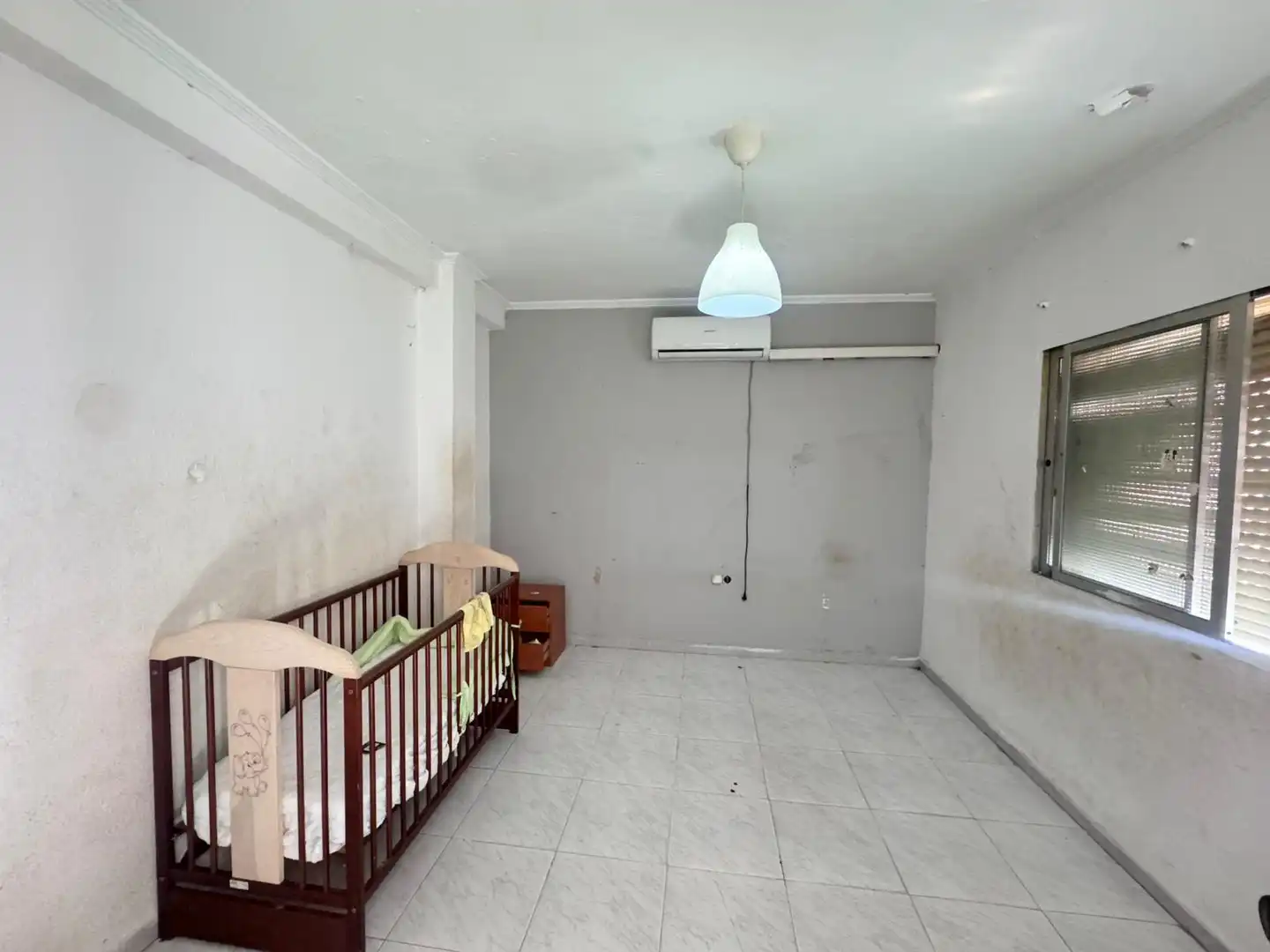 Casa aparellada amb piscina en venda a Ciudad Jardín, imagen 13