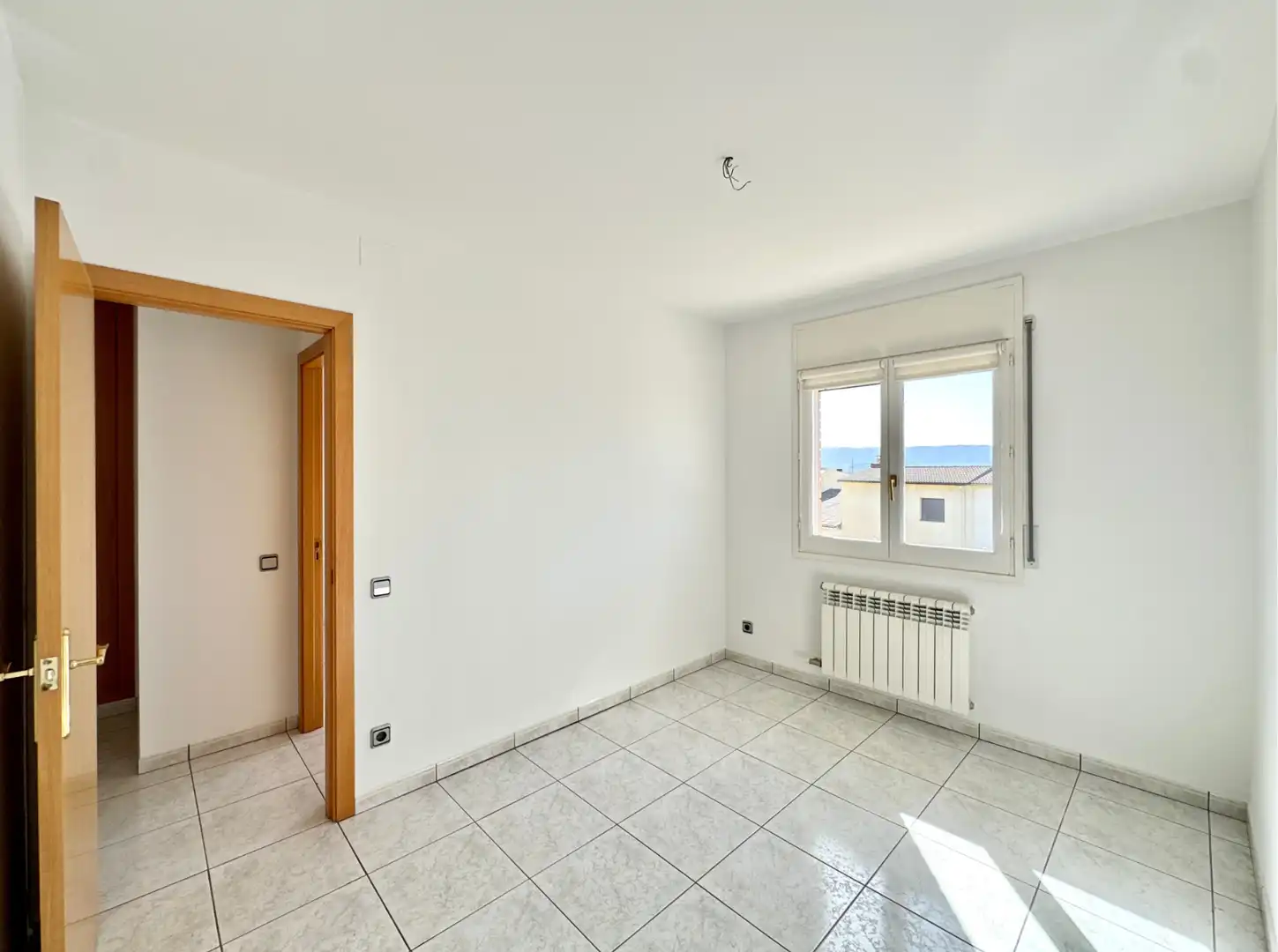 Schlafzimmer von Einfamilien-Reihenhaus zum Verkauf in Taradell mit Heizung, Privatgarten und Terrasse