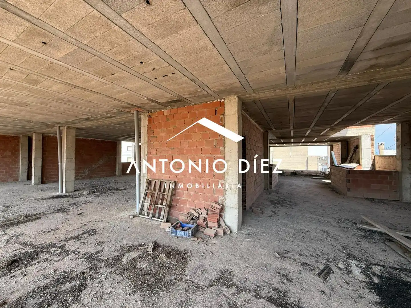 Edificio en venta en Aspe