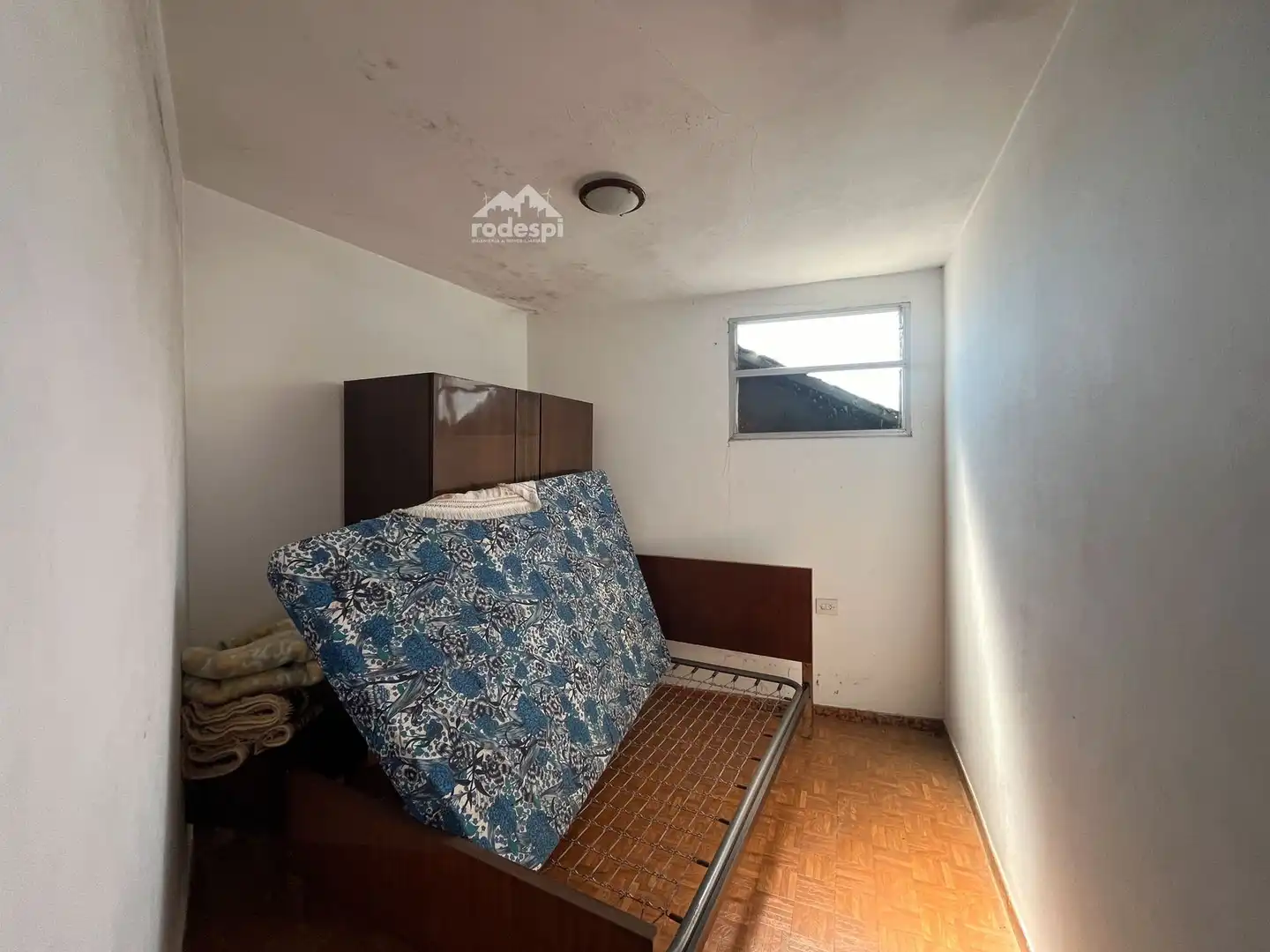 Schlafzimmer von Einfamilien-Reihenhaus zum Verkauf in Carballeda de Avia mit Abstellraum und Möbliert
