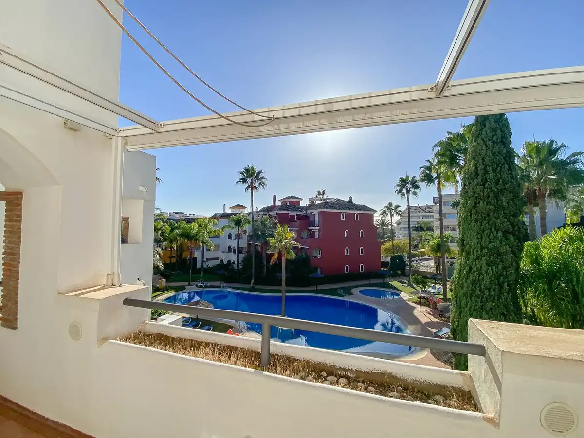 Apartament amb piscina en venda a Avenida Conde Rudi, imagen 14