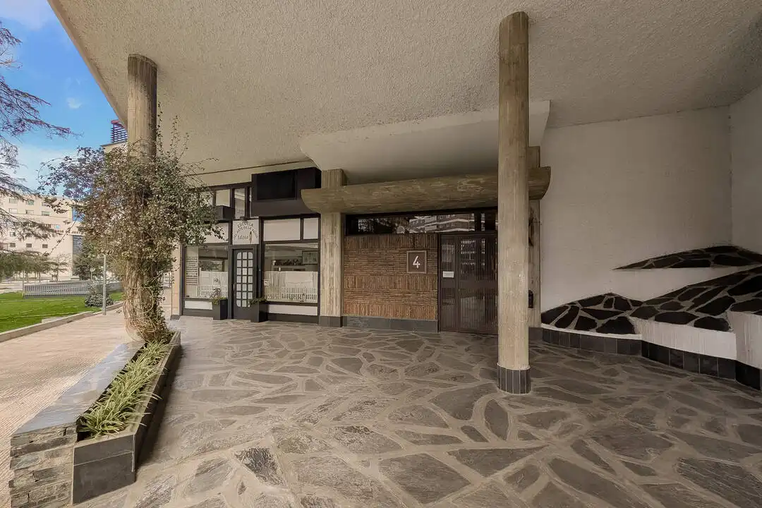 Ático en venta en  Pamplona / Iruña con Calefacción, Terraza y Alarma