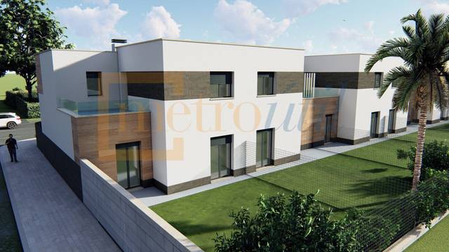 Casa adosada en Venta en Doñinos de Salamanca