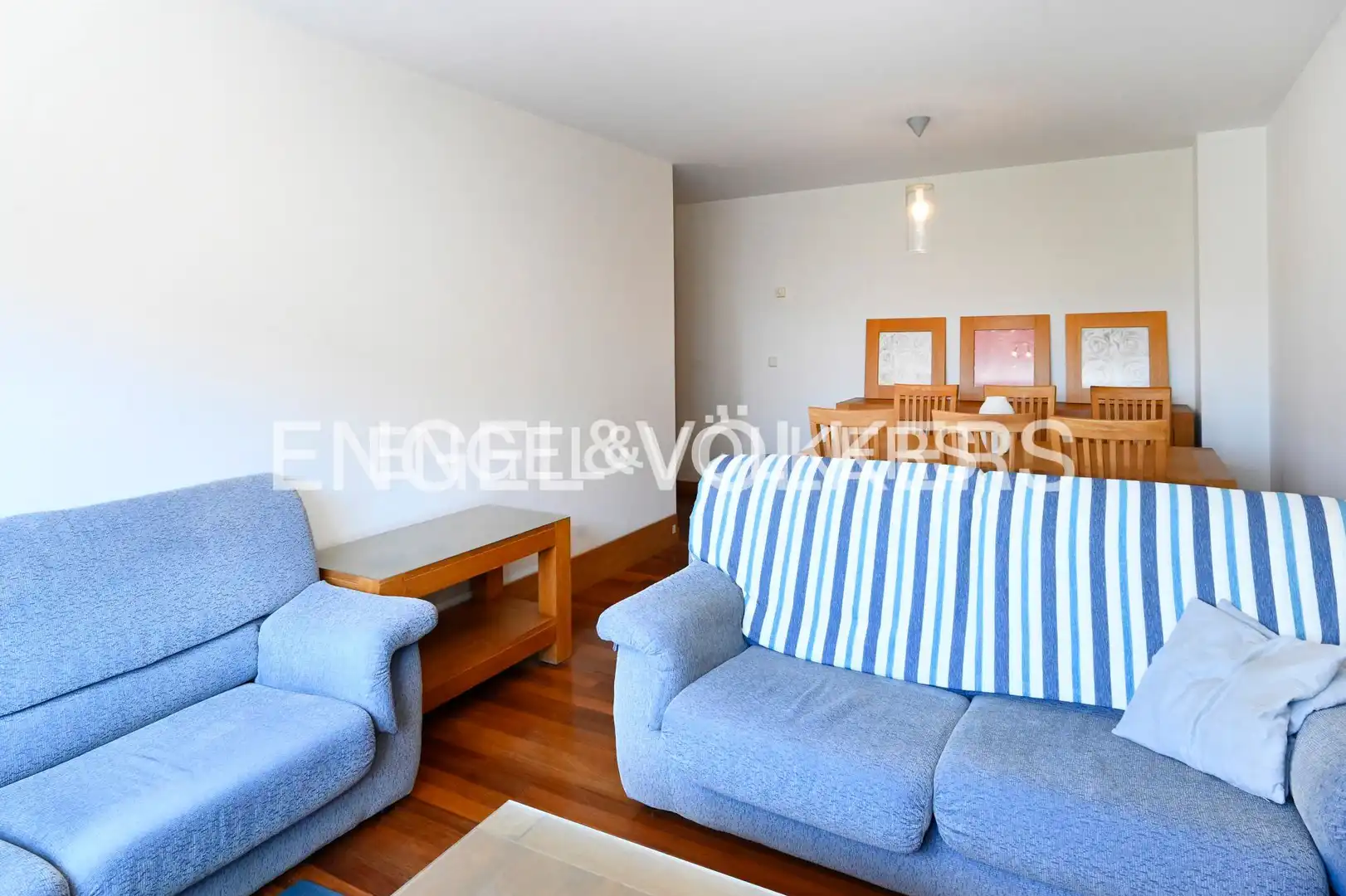 Sala de estar de Piso de alquiler en Santander con Calefacción, Trastero y Piscina