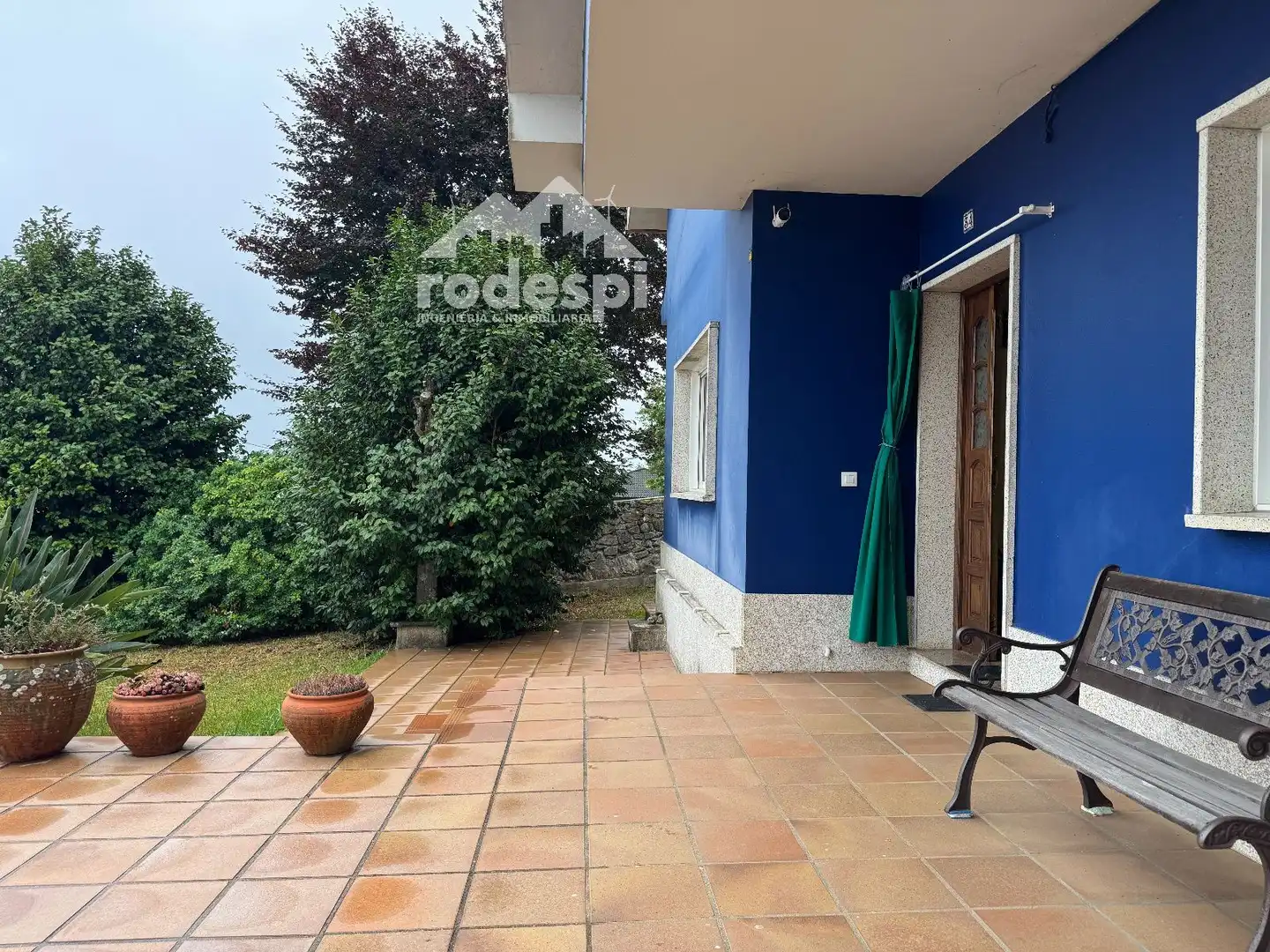 Außenansicht von Haus oder Chalet zum Verkauf in Sanxenxo mit Heizung, Abstellraum und Möbliert
