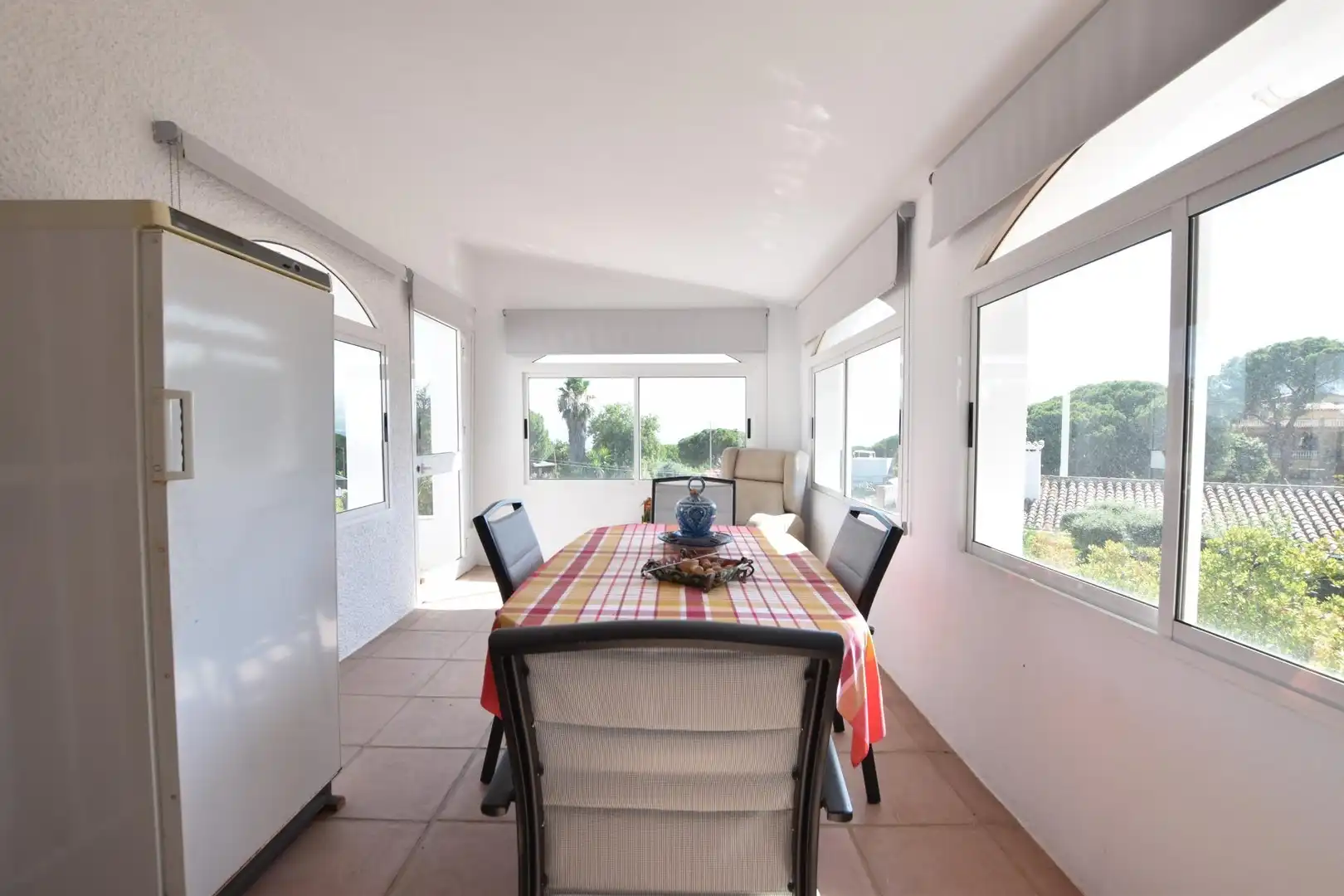 Terrassa de Casa o xalet en venda en Alhaurín de la Torre amb Jardí privat, Terrassa i Piscina comunitària