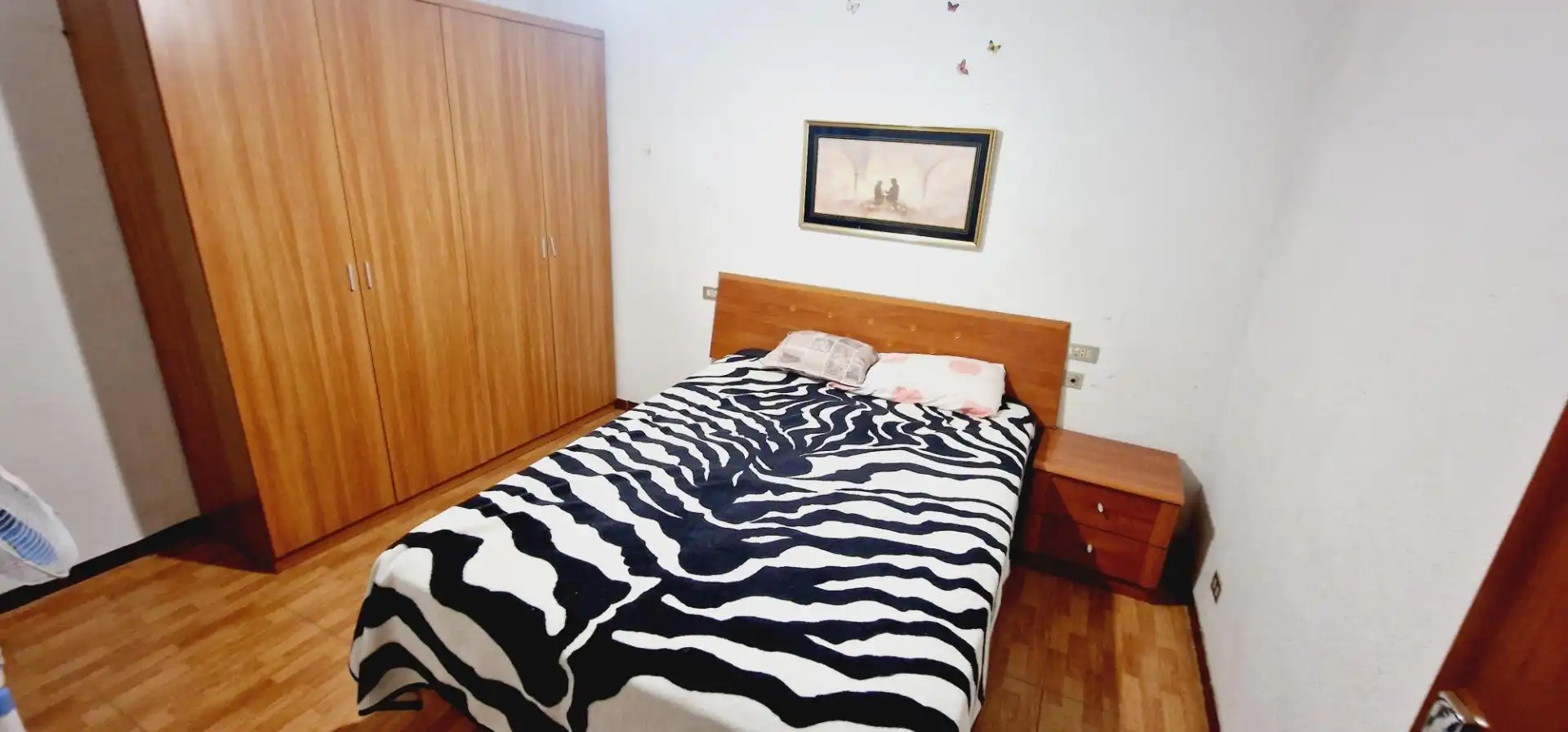Buildings for sale in Ensanche - Parque del Oeste