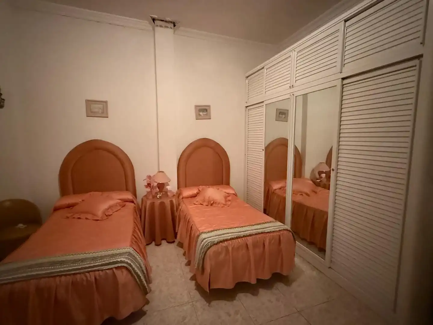 Bedroom of Houses for sale in Sevilla