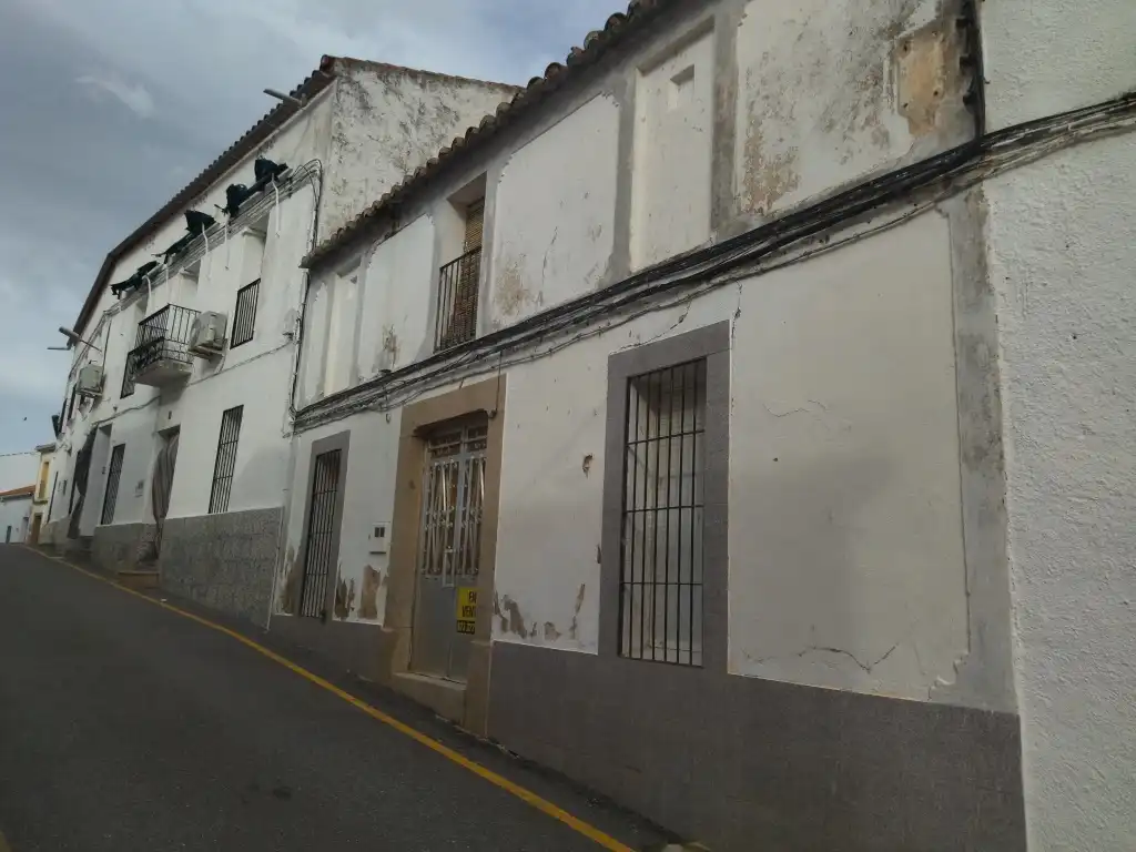 Vista exterior de Finca rústica en venda en Benquerencia de la Serena amb Terrassa i Traster