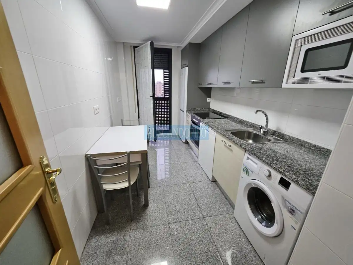 Kitchen of Apartments for rent in  Logroño  with Heating, Parquet flooring and Storage room