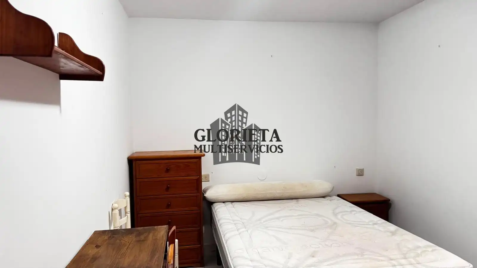 Habitación de Ático en venta en Caldas de Reis con Calefacción, Trastero y Amueblado