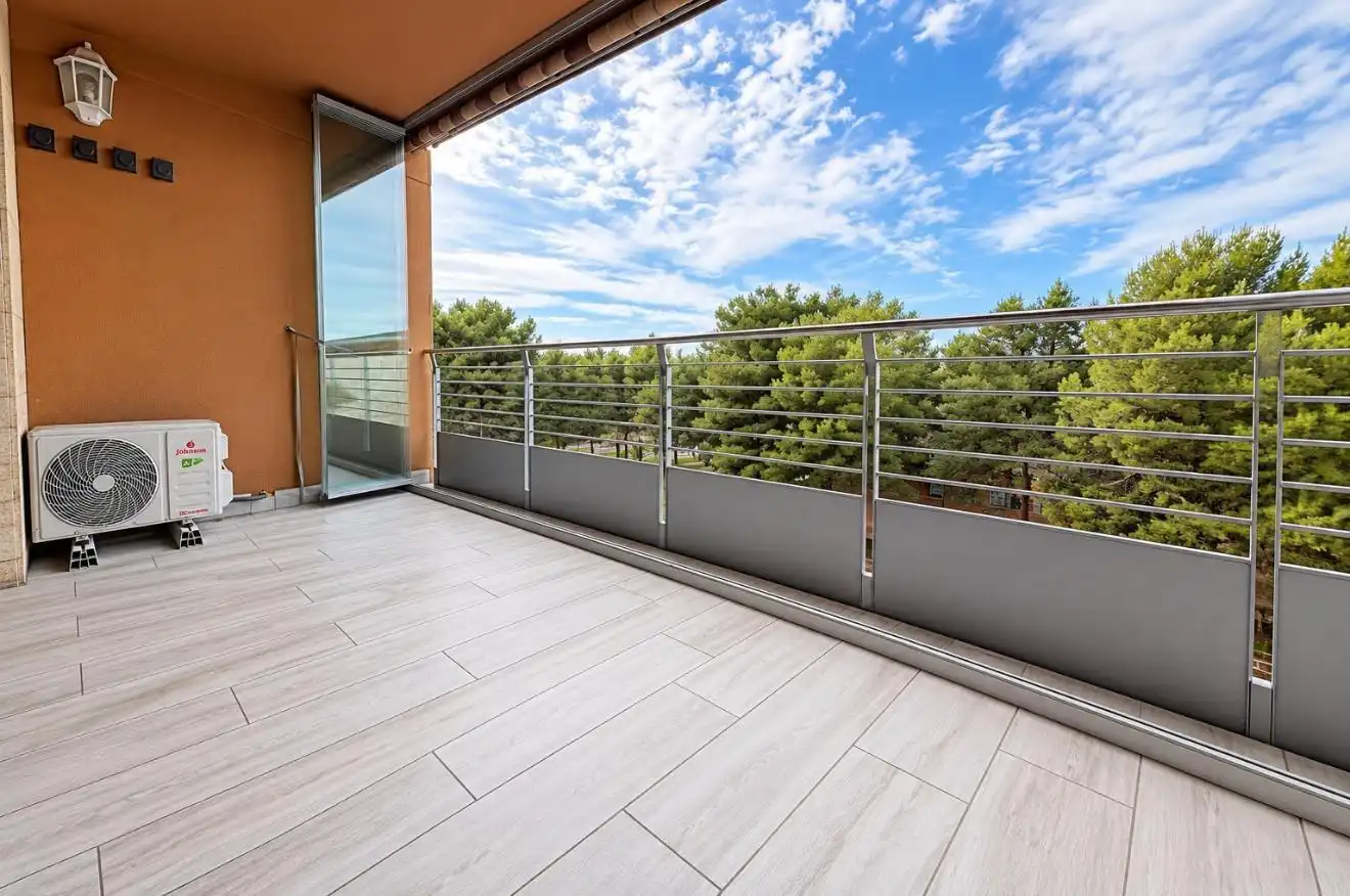 Terrasse von Wohnung zum Verkauf in  Palma de Mallorca mit Klimaanlage, Terrasse und Balkon