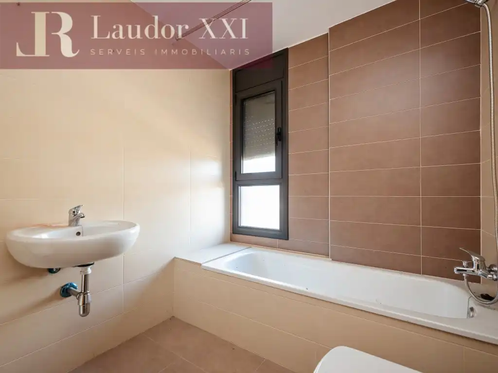 Baño de Casa adosada en venta en Sant Quirze del Vallès