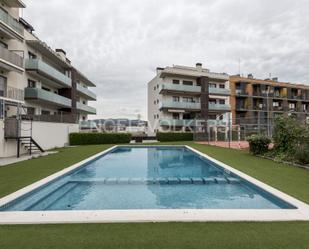 Swimming pool of Apartment for sale in Vilanova i la Geltrú  with Air Conditioner, Heating and Private garden