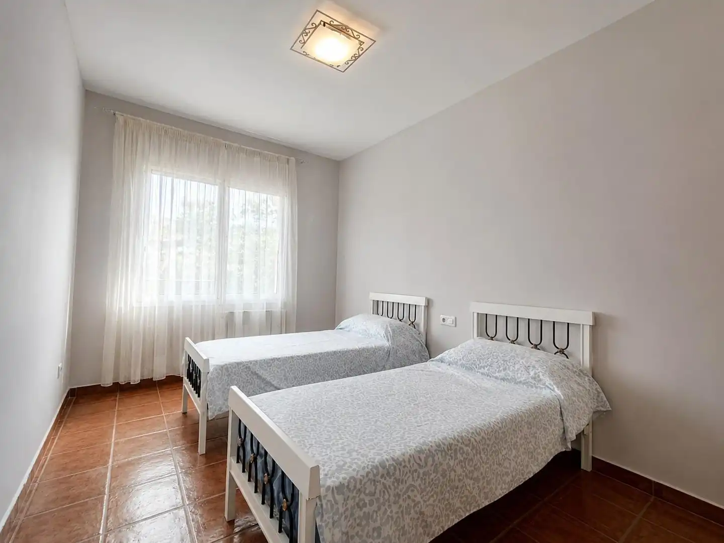 Dormitori de Casa o xalet en venda en Oropesa del Mar / Orpesa amb Aire condicionat, Calefacció i Jardí privat