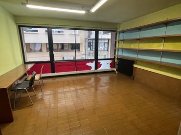 Local comercial en alquiler en COR DE MARIA